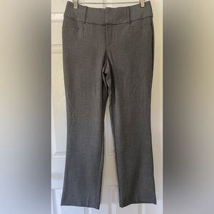 NINE WEST SLIMMING BOOT CUT PANTS SIZE 6